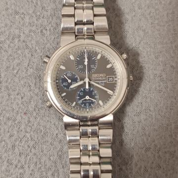 Prodajem Seiko Titanium Chronograph