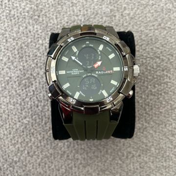 Radiant muski sat ORIGINAL