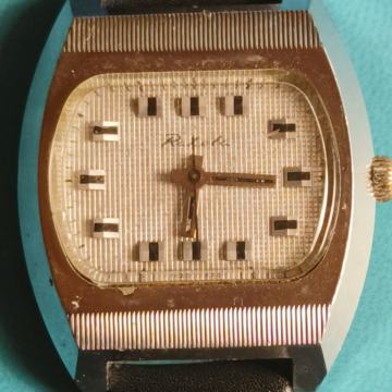 Raketa,  kao nov, na navijanje