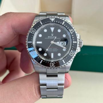 Rolex Sea Dweller 126600