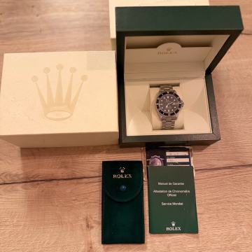 Rolex Submariner Date 16610