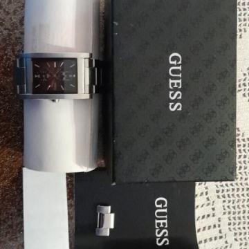 RUČNI MUŠKI SAT GUESS