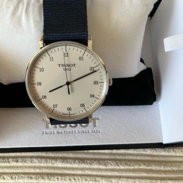 Ručni muški sat TISSOT