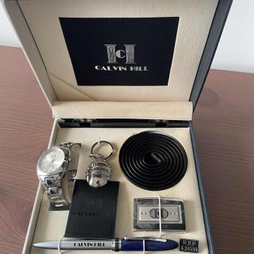 Ručni sat Calvin Hill, remen, privjesak za ključeve i kemijska olovka