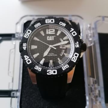 Ručni sat CAT
