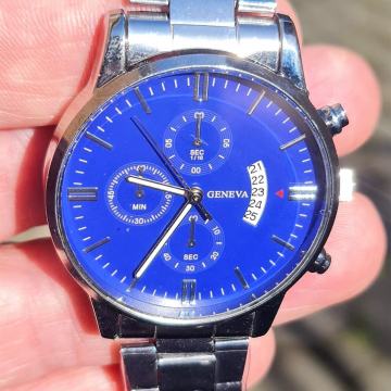 Ručni sat Geneva, NOV, sa datumom, dostava