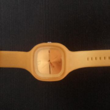 Ručni Sat Silicon Zuti