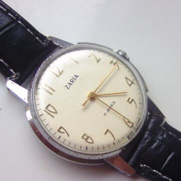 Ručni sat Zaria
