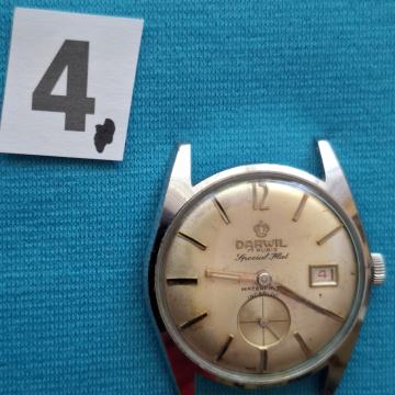 SAT. DARWIL m. Br-4. Sa datumom i posvetom. Mehanički. Radi.Mob