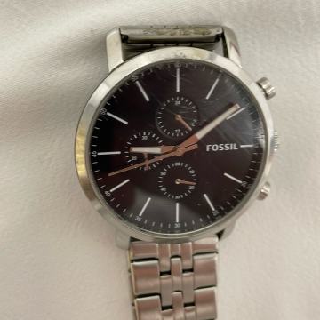 Sat muški  fosil  ispravan  i točan