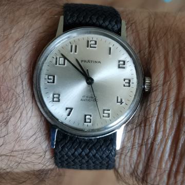 SAT "PRATINA" 17 RUBIS-TOP STANJE