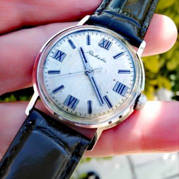 Sat RAKETA 19 Jewels