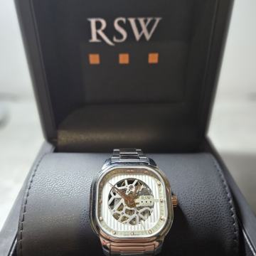 Sat RSW Le Locle Skeleton