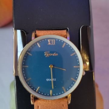 SAT RUČNI "CYPREA" SPLIT, 30.€ !