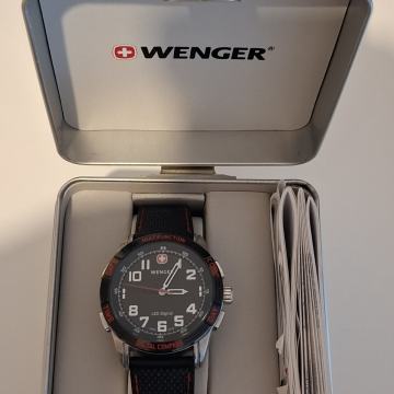 Sat WENGER Led Nomad - Digital Compass 70430