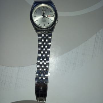 Seiko 5 automatic