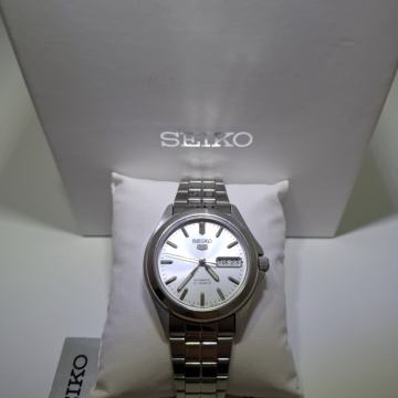 Seiko 5 automatic
