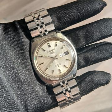 Seiko 5