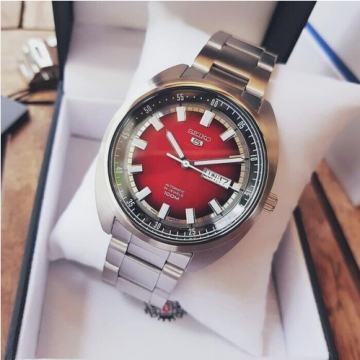 Seiko 5 Sports - Reinterpretation 1963 seikomatic