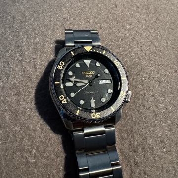 Seiko 5 Sports