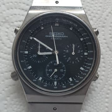 SEIKO CHRONOGRAPH QUARTZ JAPAN 7A28-701 A3