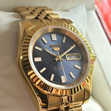 SEIKO MOD DAY-DATE, AUTOMATIK, NOVO