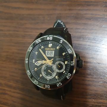 SEIKO Sportura Kinetic Perpetual SNP089P1