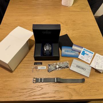 SEIKO SRPF77K1 TURTLE DARK MANTA RAY