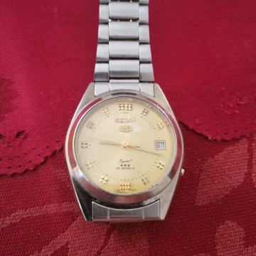 stari sat SEIKO 5 automatic