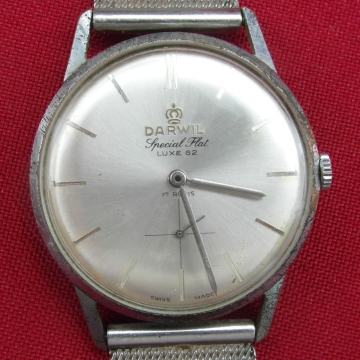 Stari ručni sat Darwil special flat luxe 62