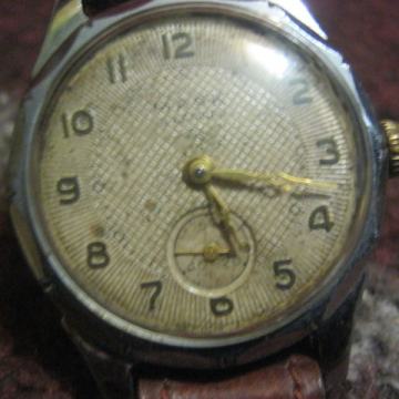 KOLEKCIONAR-"MAJAK"-ruski vojni sat..rare!!!!!!!!!!!,