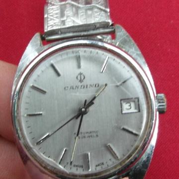 Švicarski mehanički ručni sat marke "Candino" iz 70-ih godina