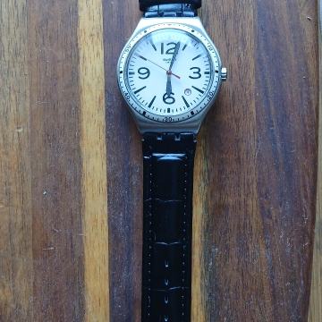 Swatch muski analogni sat