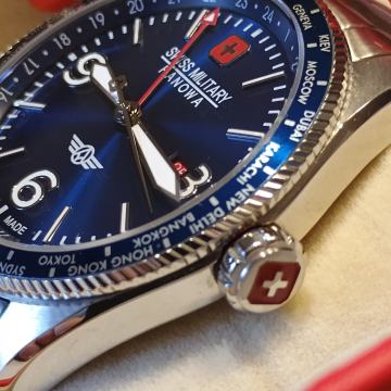 SWISS MILITARY HANOVA GMT.