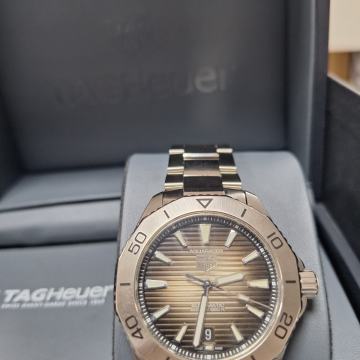 TAG HEUER AQUARACER PROFESSIONAL 200 DATE