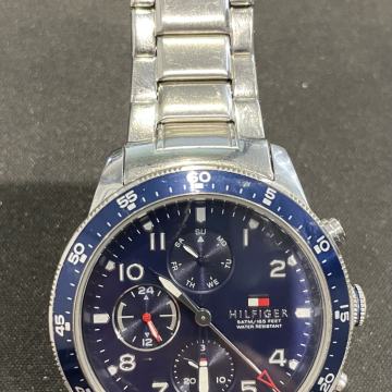 Tommy Hilfiger muški sat