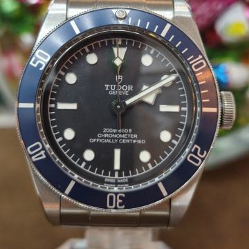 Tudor Black Bay Blue