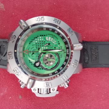 Veliki sat crono  Invicta,w.r.500 mt.,ZELENI cifer, ekstra rare