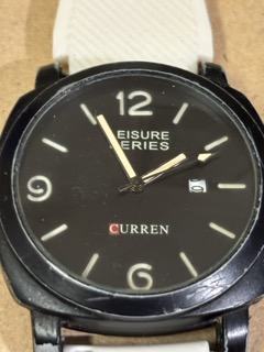 Velki qurtz sat s datumom