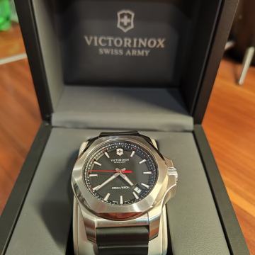 victorinox sat