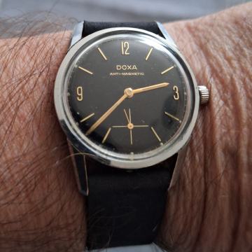 VINTAGE SAT "DOXA" ANTI-MAGNETIC-SWISS-TOP STANJE
