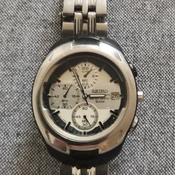 VINTAGE "SEIKO" V657-6120 CHRONOGRAPH-STEEL+PLASTIC-JAPAN