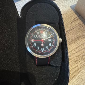 Zeno basel rondo gmt dual time quartz