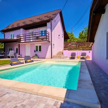 TeriHy come by don't be shy