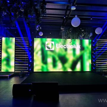 Najam LED ekrana za evente, konferencije i koncerte