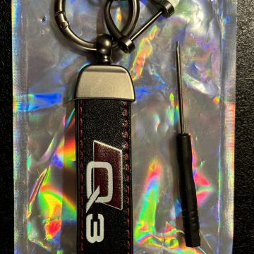 AUDI-Q3 - PRIVJESAK ZA KLJUČ S RINGOM