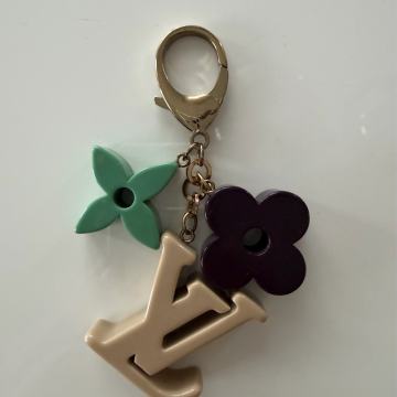 Louis Vuitton privjesak za ključeve