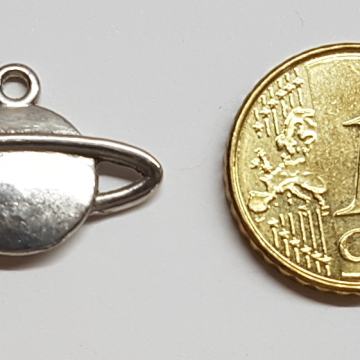 MALI METALNI PRIVJESAK SATURN