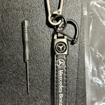 MERCEDES BENZ-KOŽNI PRIVJESAK ZA KLJUČ-ODLIČAN