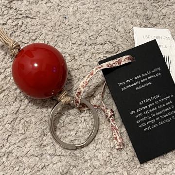 Privjesak za Kljuceve Crvena Kugla